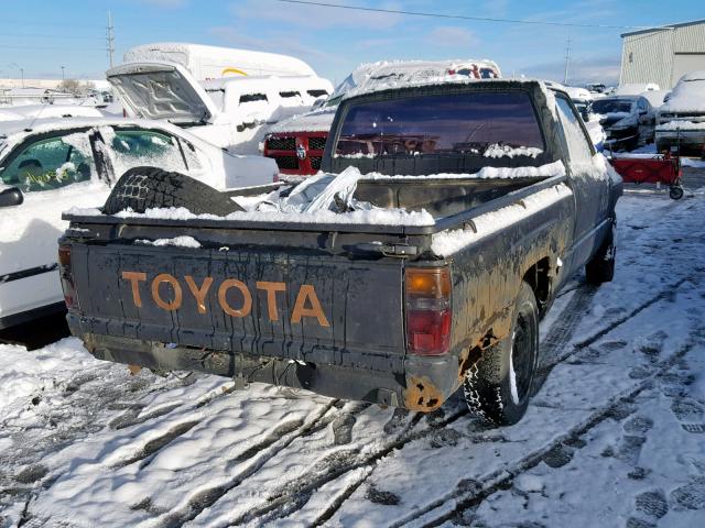 JT4RN50R3E0012090 - 1984 TOYOTA PICKUP 1/2 BLACK photo 4