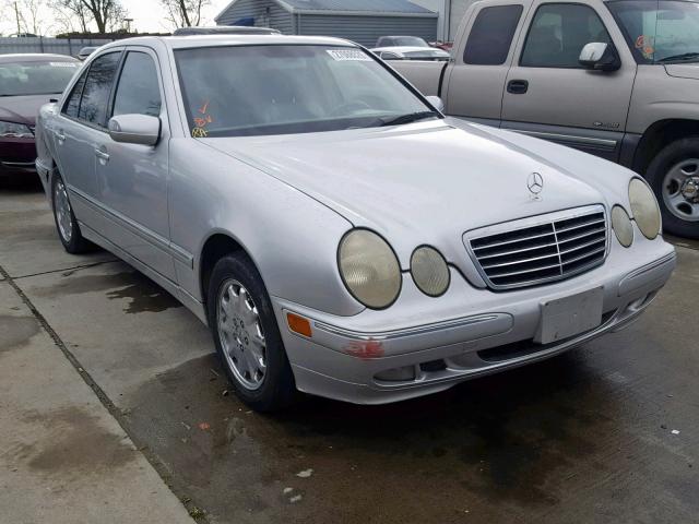 WDBJF65J2YB108299 - 2000 MERCEDES-BENZ E 320 GRAY photo 1