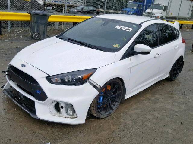 WF0DP3TH1G4114010 - 2016 FORD FOCUS RS WHITE photo 2