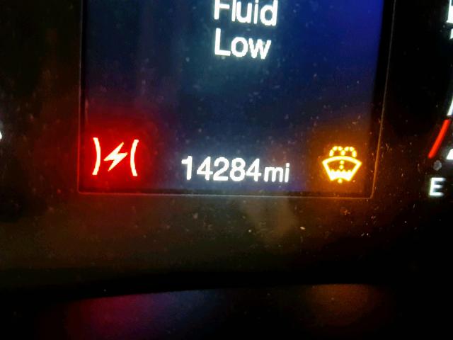 3C4NJCAB9JT411759 - 2018 JEEP COMPASS SP 绿色 照片 8