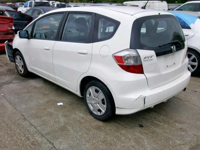 JHMGE8H31CC032129 - 2012 HONDA FIT WHITE photo 3