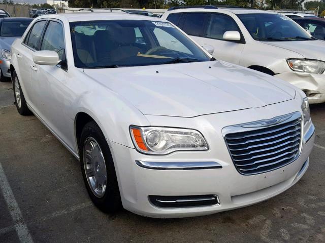 2C3CCAAG7CH313198 - 2012 CHRYSLER 300 WHITE photo 1