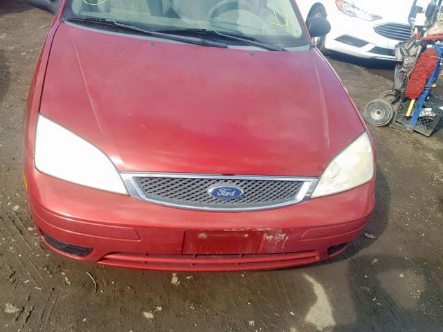 1FAFP34N05W300113 - 2005 FORD FOCUS ZX4 BURGUNDY photo 9