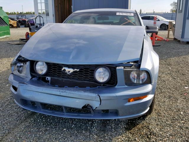 1ZVHT82HX65140979 - 2006 FORD MUSTANG GT BLUE photo 2