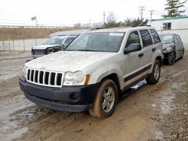 1J4GR48K95C587557 - 2005 JEEP GRAND CHER WHITE photo 2