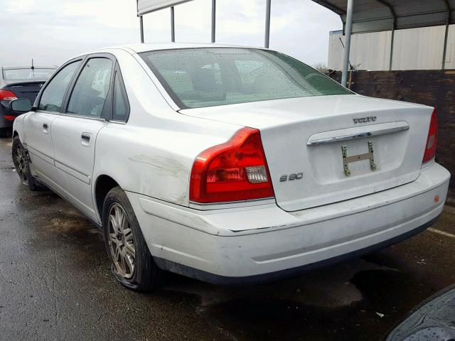 YV1TS592651390381 - 2005 VOLVO S80 2.5T WHITE photo 3