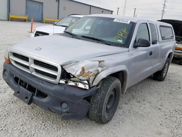 1D7HL12X83S126809 - 2003 DODGE DAKOTA SXT SILVER photo 2