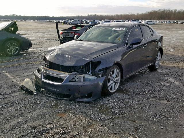 JTHCK262782025326 - 2008 LEXUS IS 250 GRAY photo 2