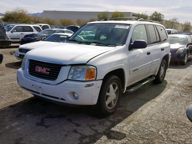 1GKDT13S722276974 - 2002 GMC ENVOY WHITE photo 2