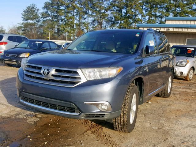 5TDZK3EH4BS027963 - 2011 TOYOTA HIGHLANDER BLUE photo 2