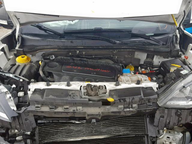 ZFBERFAT6F6193982 - 2015 RAM PROMASTER 白色 照片 7