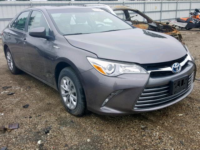 4T1BD1FK0HU212277 - 2017 TOYOTA CAMRY HYBR GRAY photo 1