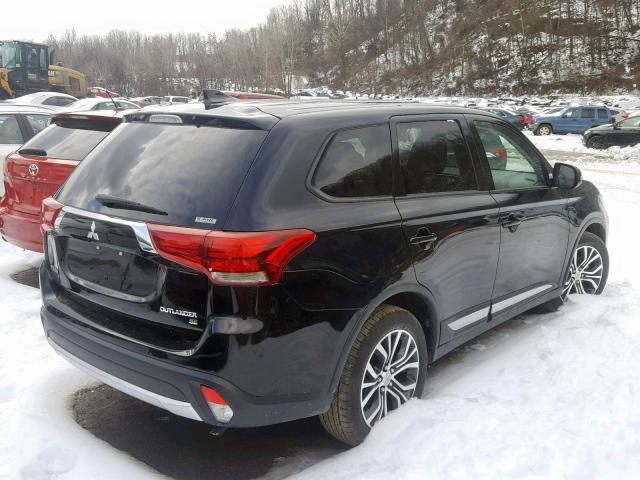 JA4AZ3A3XJZ015942 - 2018 MITSUBISHI OUTLANDER BLACK photo 4