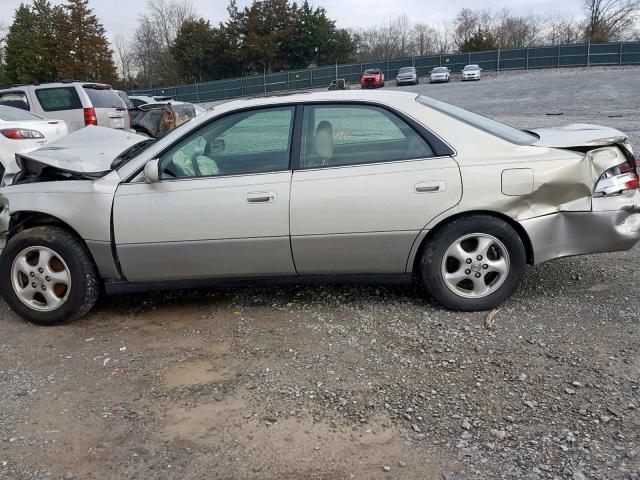 JT8BF28GXW5022912 - 1998 LEXUS ES 300 BEIGE photo 9