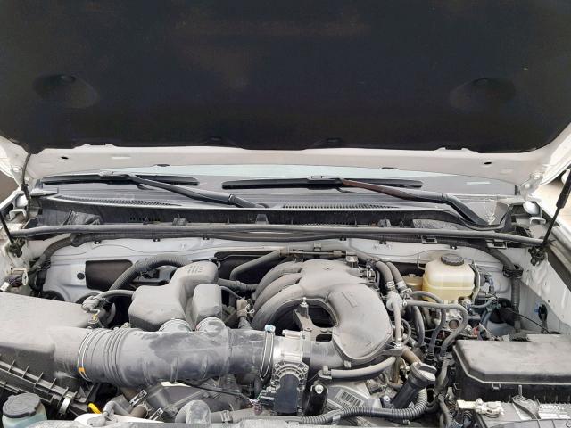 JTEBU5JR0H5418365 - 2017 TOYOTA 4RUNNER SR WHITE photo 7