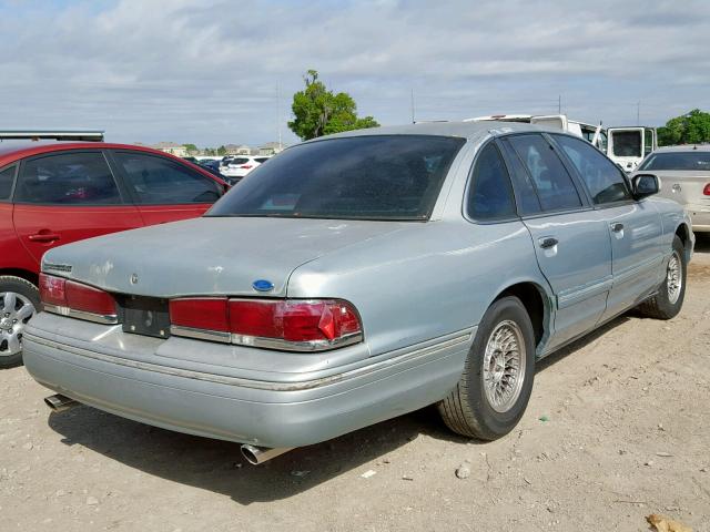 2FALP74W8TX188312 - 1996 FORD CROWN VICT BLUE photo 4