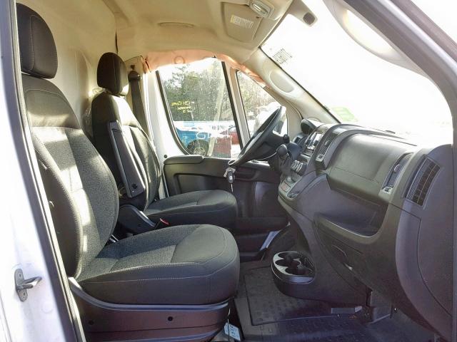 3C6TRVCG2JE138678 - 2018 RAM PROMASTER 白色 照片 5