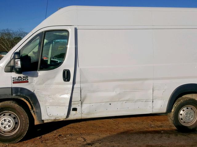 3C6TRVCG2JE138678 - 2018 RAM PROMASTER 白色 照片 9
