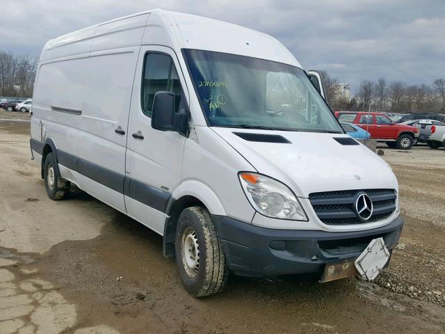 WD3PE8CB4C5682412 - 2012 MERCEDES-BENZ SPRINTER 2 WHITE photo 1