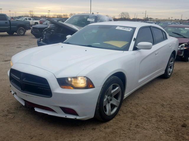 2C3CDXAT7CH262069 - 2012 DODGE CHARGER PO WHITE photo 2