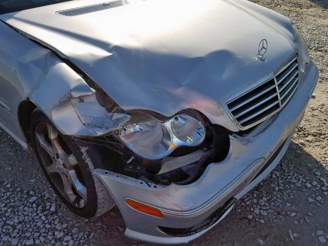 WDBRF52H47F890871 - 2007 MERCEDES-BENZ C 230 SILVER photo 9