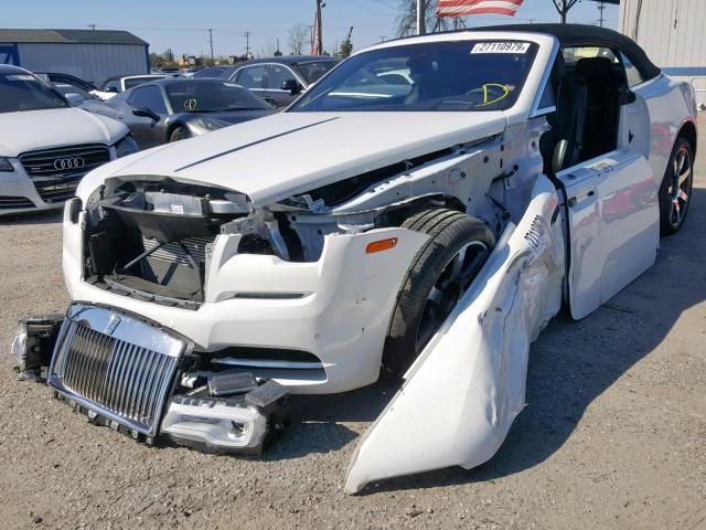 SCA666D54HU102799 - 2017 ROLLS-ROYCE DAWN WHITE photo 2