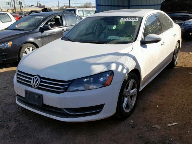 1VWBP7A35CC015552 - 2012 VOLKSWAGEN PASSAT SE WHITE photo 2