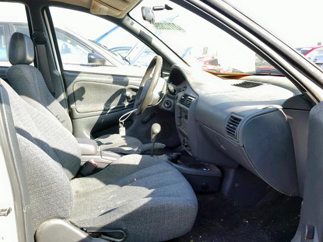 1G1JC524027294916 - 2002 CHEVROLET CAVALIER B WHITE photo 5