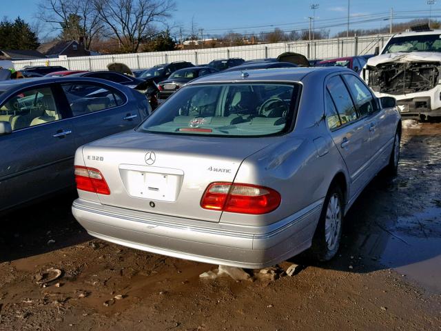 WDBJF82J62X067864 - 2002 MERCEDES-BENZ E320 4MATI SILVER photo 4