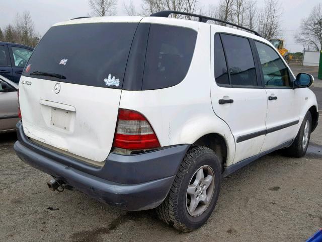 4JGAB54E9WA031151 - 1998 MERCEDES-BENZ ML 320 WHITE photo 4