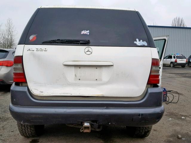 4JGAB54E9WA031151 - 1998 MERCEDES-BENZ ML 320 WHITE photo 9