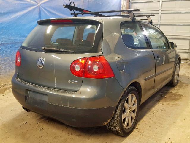 WVWBR71K47W078201 - 2007 VOLKSWAGEN RABBIT GRAY photo 4