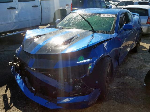 1G1FE1R78H0167745 - 2017 CHEVROLET CAMARO SS BLUE photo 2