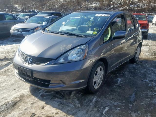 JHMGE8G30CS009139 - 2012 HONDA FIT GRAY photo 2