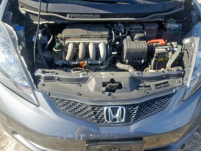 JHMGE8G30CS009139 - 2012 HONDA FIT GRAY photo 7