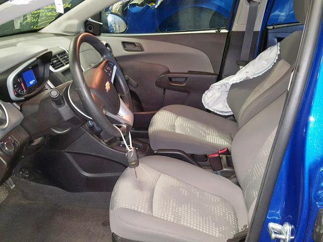 1G1JB5SH7H4156399 - 2017 CHEVROLET SONIC LS ლურჯი ფოტო 5