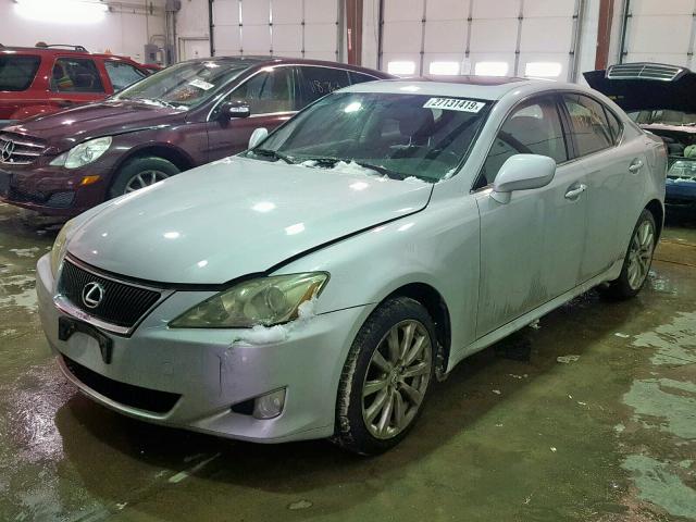 JTHCK262075008588 - 2007 LEXUS IS 250 SILVER photo 2