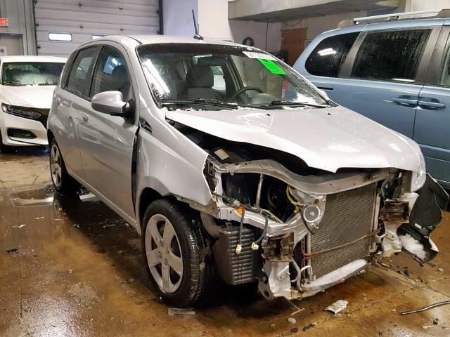 KL1TD66E19B652383 - 2009 CHEVROLET AVEO LS SILVER photo 1