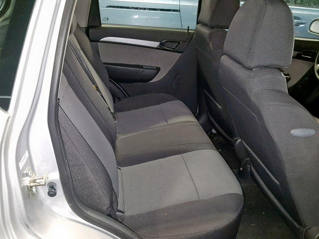 KL1TD66E19B652383 - 2009 CHEVROLET AVEO LS SILVER photo 6