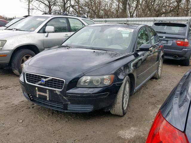 YV1MS382552052541 - 2005 VOLVO S40 2.4I BLACK photo 2