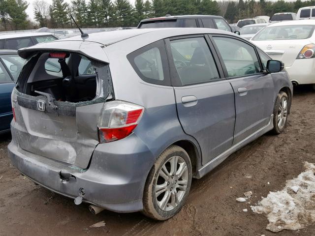 JHMGE8H41AC001999 - 2010 HONDA FIT SPORT SILVER photo 4