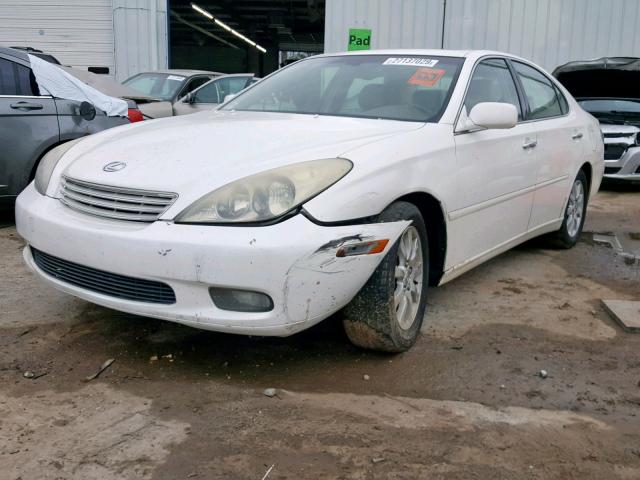 JTHBF30G136003138 - 2003 LEXUS ES 300 WHITE photo 2