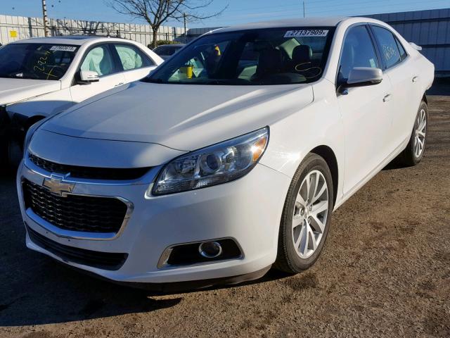 1G11D5SL5FU112400 - 2015 CHEVROLET MALIBU 2LT WHITE photo 2