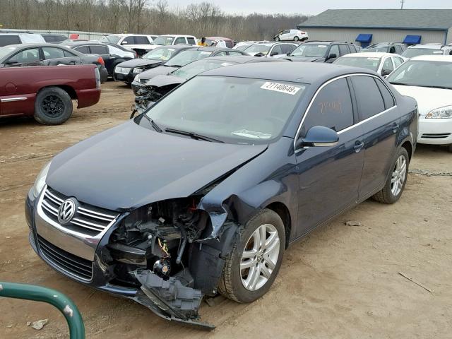 3VWAL71K09M037688 - 2009 VOLKSWAGEN JETTA TDI BLUE photo 2