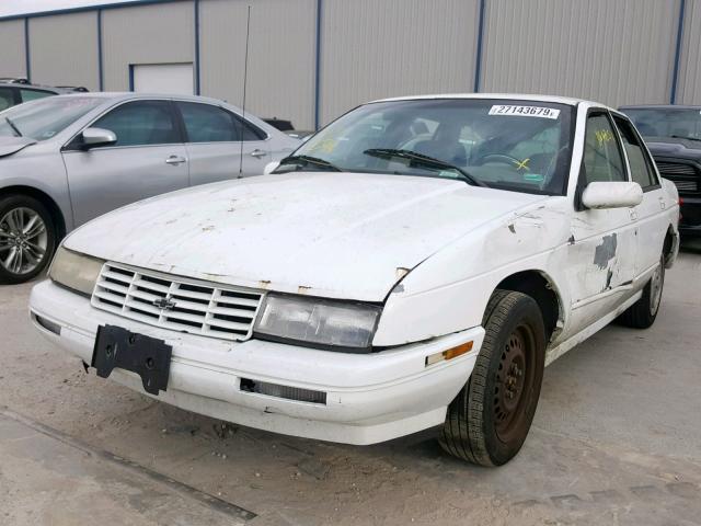 1G1LD5545SY245643 - 1995 CHEVROLET CORSICA WHITE photo 2