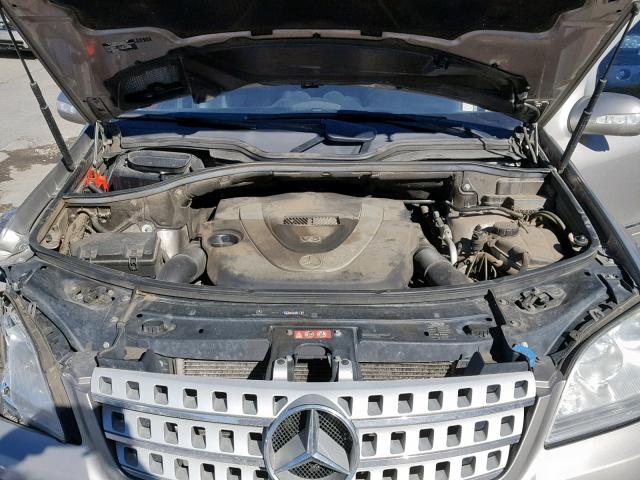 4JGBB86E58A408483 - 2008 MERCEDES-BENZ ML 350 SILVER photo 7