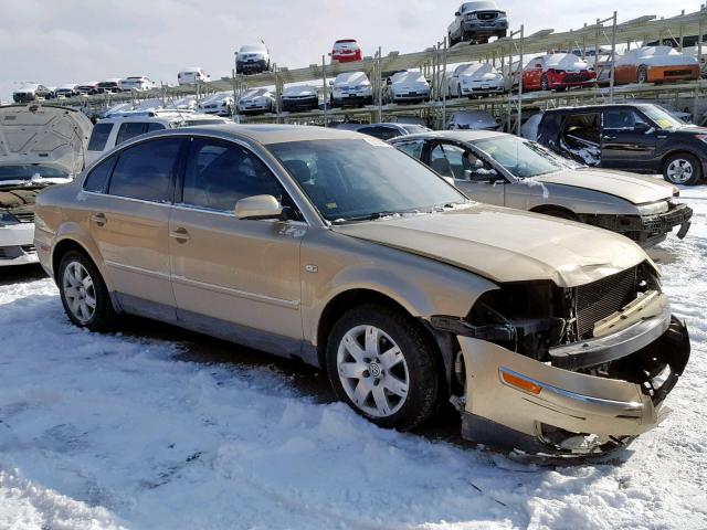 WVWTH63B41P292914 - 2001 VOLKSWAGEN PASSAT GLX 金色 照片 1