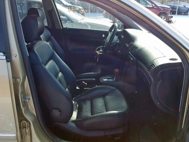 WVWTH63B41P292914 - 2001 VOLKSWAGEN PASSAT GLX 金色 照片 5