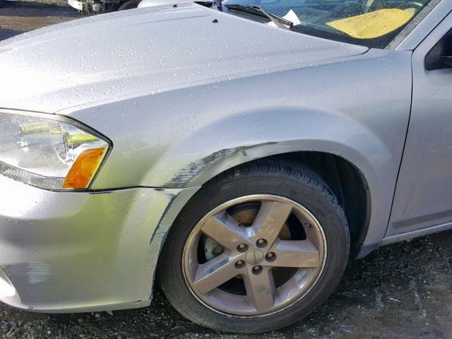 1B3BD2FGXBN587084 - 2011 DODGE AVENGER LU SILVER photo 9