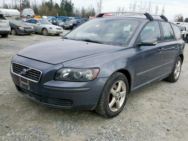 YV1MW382952115399 - 2005 VOLVO V50 2.4I GRAY photo 2